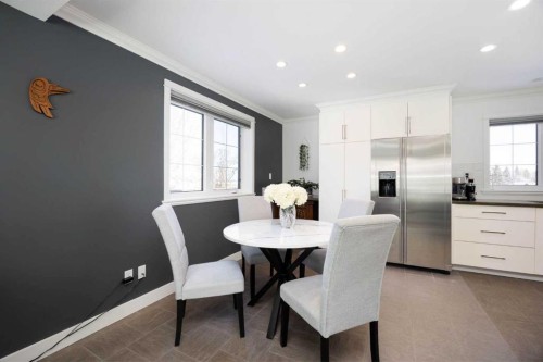 208 Silica Place, Fort Mcmurray, AB - Indoor Photo Showing Dining Room