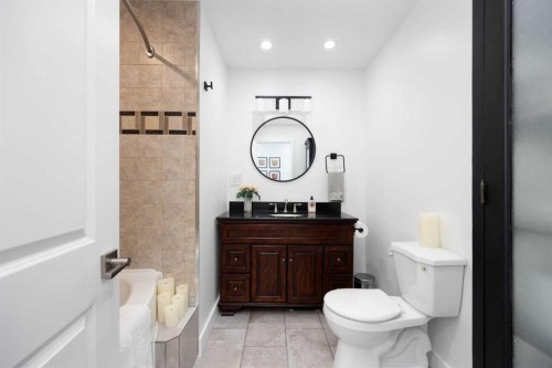 208 Silica Place, Fort Mcmurray, AB - Indoor Photo Showing Bathroom