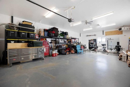 208 Silica Place, Fort Mcmurray, AB - Indoor Photo Showing Garage