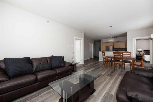 407-100 Denholm Gate, Fort Mcmurray, AB - Indoor Photo Showing Living Room