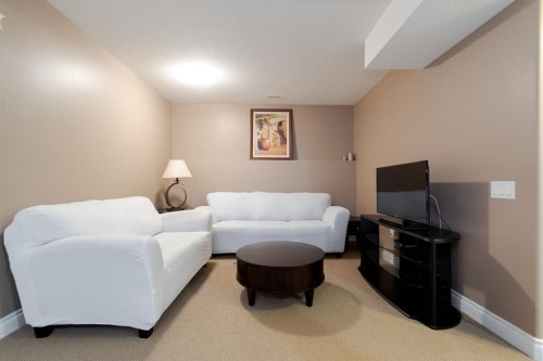 100 Honeysuckle Way, Fort Mcmurray, AB - Indoor