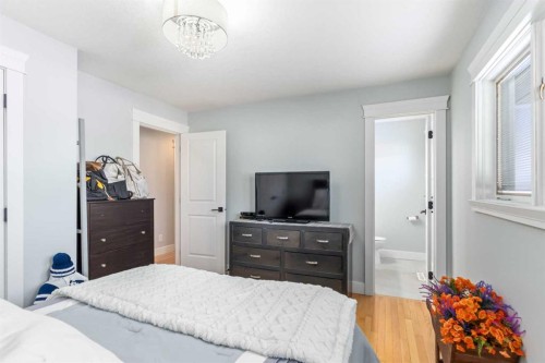 17 Clark Crescent, Fort Mcmurray, AB - Indoor Photo Showing Bedroom