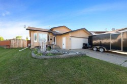 199 Berens Place  Fort Mcmurray, AB T9K 2C6