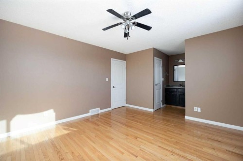 189 Farrell Crescent, Fort Mcmurray, AB - Indoor Photo Showing Other Room