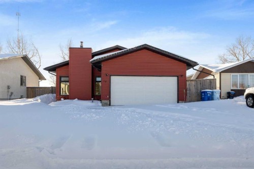 189 Farrell Crescent, Fort Mcmurray, AB - Outdoor With Exterior