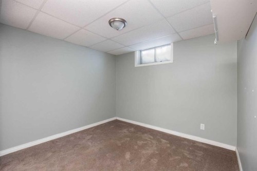 189 Farrell Crescent, Fort Mcmurray, AB - Indoor Photo Showing Other Room