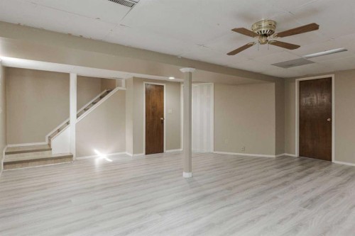 32 Moberly Crescent, Fort Mcmurray, AB - Indoor Photo Showing Other Room