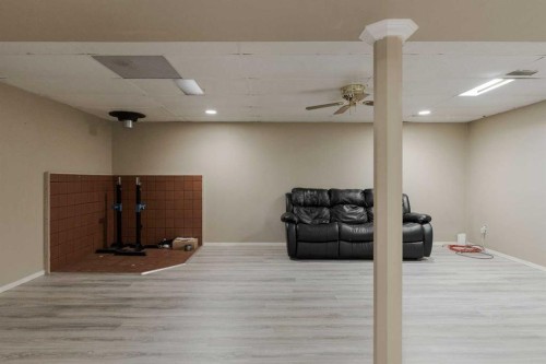 32 Moberly Crescent, Fort Mcmurray, AB - Indoor