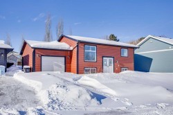 125 Clenell Crescent  Fort Mcmurray, AB T9K 1L1