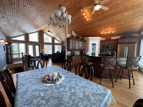 134, 15474 Old Trail, Lac La Biche, AB - Indoor Photo Showing Dining Room