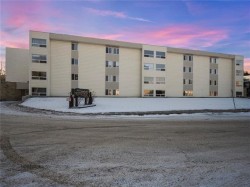 320-111 Charles Avenue  Fort Mcmurray, AB T9H 1R3