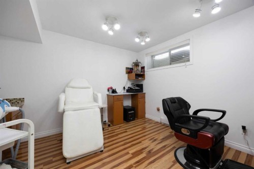 209 Grouse Way, Fort Mcmurray, AB - Indoor Photo Showing Other Room