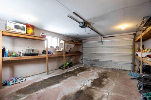 209 Grouse Way, Fort Mcmurray, AB - Indoor Photo Showing Garage