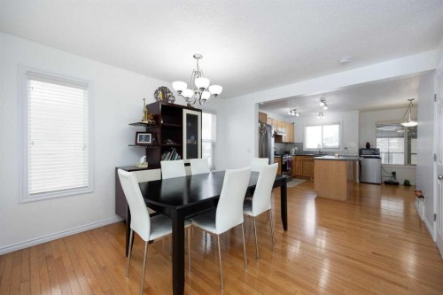 209 Grouse Way, Fort Mcmurray, AB - Indoor Photo Showing Dining Room