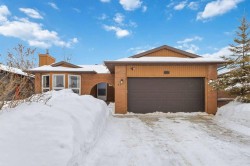 117 Becker Crescent  Fort Mcmurray, AB T9K 1M6
