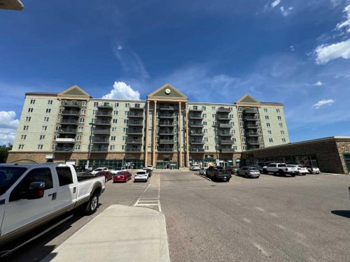 215-8535 Clearwater Drive  Fort Mcmurray, AB T9H 0B7