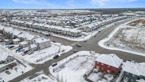 221 Heritage Drive, Fort Mcmurray, AB 
