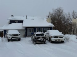 185 Oaks Bay  Fort Mcmurray, AB T9K 1P9