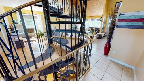 185 Oaks Bay, Fort Mcmurray, AB - Indoor Photo Showing Other Room