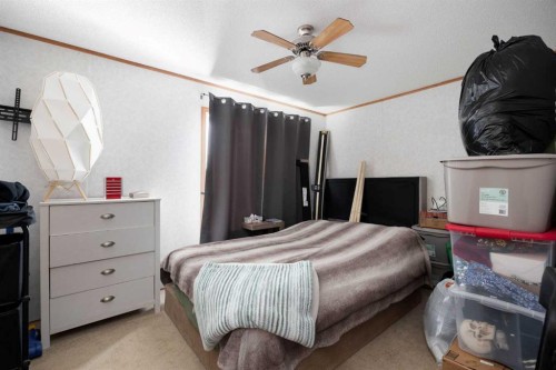 172 Gregoire Crescent, Fort Mcmurray, AB - Indoor Photo Showing Bedroom