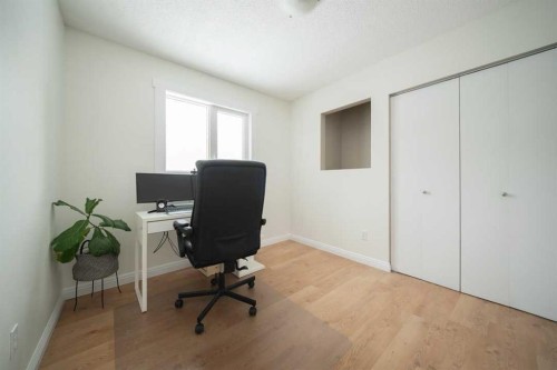 195 Cornwall Drive, Fort Mcmurray, AB - Indoor Photo Showing Office