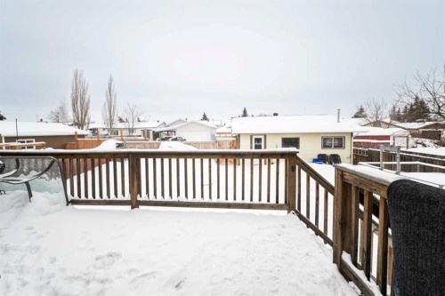 195 Cornwall Drive, Fort Mcmurray, AB - Outdoor With Deck Patio Veranda