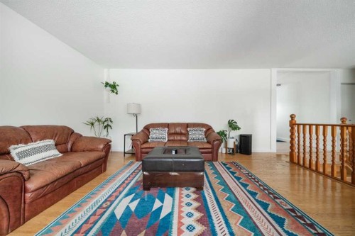 195 Cornwall Drive, Fort Mcmurray, AB - Indoor