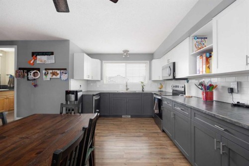 7-220 Swanson Crescent, Fort Mcmurray, AB - Indoor Photo Showing Other Room