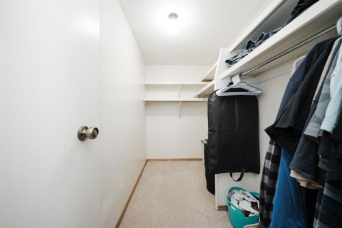 181 Windsor Drive, Fort Mcmurray, AB - Indoor With Storage
