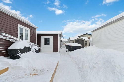 189 Cree Road, Fort Mcmurray, AB - Outdoor With Exterior