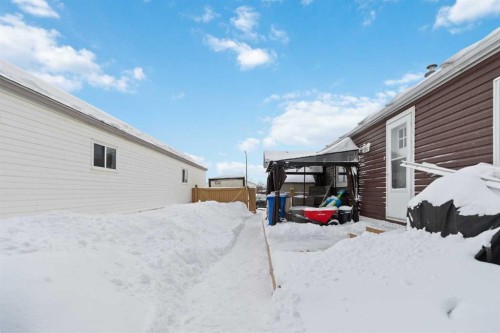 189 Cree Road, Fort Mcmurray, AB - Outdoor With Exterior