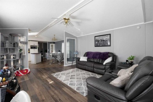 284 Caouette Crescent, Fort Mcmurray, AB - Indoor Photo Showing Living Room