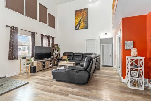54 Poplar Crescent, Gregoire Lake Estates, AB - Indoor Photo Showing Other Room