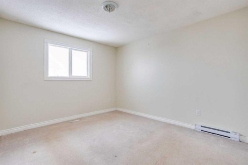 126 Cornwall Drive, Fort Mcmurray, AB - Indoor Photo Showing Other Room