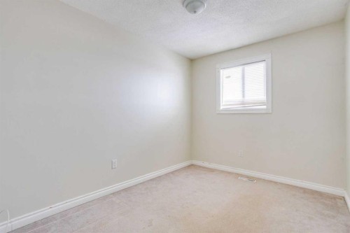 126 Cornwall Drive, Fort Mcmurray, AB - Indoor Photo Showing Other Room