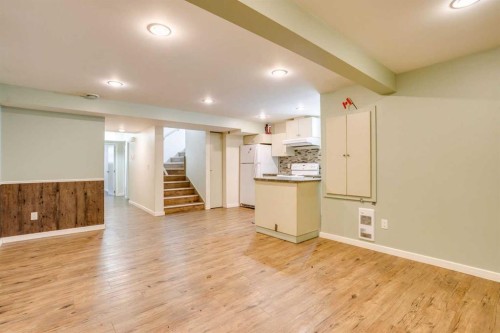 126 Cornwall Drive, Fort Mcmurray, AB - Indoor Photo Showing Other Room