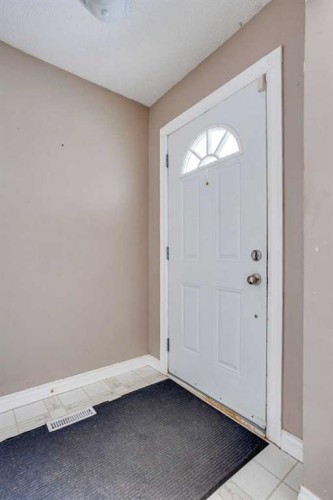 126 Cornwall Drive, Fort Mcmurray, AB - Indoor Photo Showing Other Room