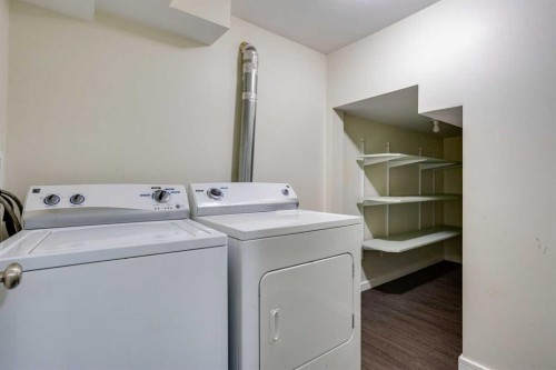 126 Cornwall Drive, Fort Mcmurray, AB - Indoor Photo Showing Laundry Room