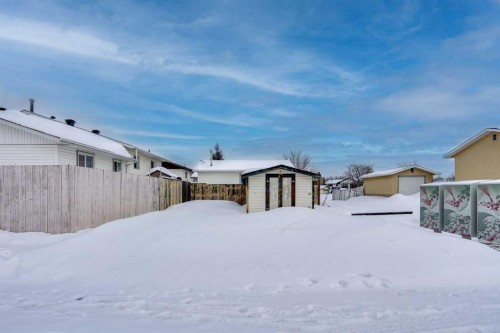 126 Cornwall Drive, Fort Mcmurray, AB - Outdoor