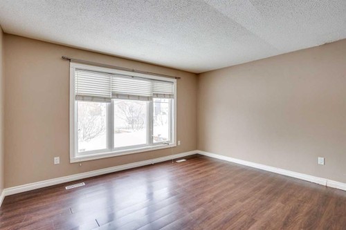 126 Cornwall Drive, Fort Mcmurray, AB - Indoor Photo Showing Other Room