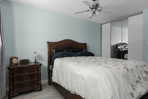 113 Deep Road, Fort Mcmurray, AB - Indoor Photo Showing Bedroom