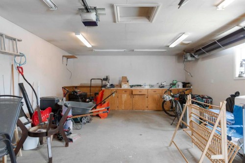 113 Deep Road, Fort Mcmurray, AB - Indoor Photo Showing Garage