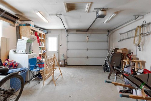 113 Deep Road, Fort Mcmurray, AB - Indoor Photo Showing Garage