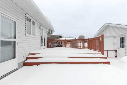 113 Deep Road, Fort Mcmurray, AB - Outdoor With Exterior