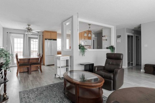 113 Deep Road, Fort Mcmurray, AB - Indoor Photo Showing Living Room