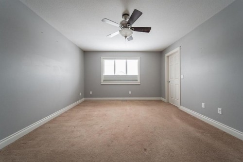 205 Diamondstone Ridge, Fort Mcmurray, AB - Indoor Photo Showing Other Room