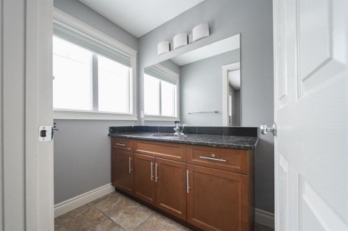 205 Diamondstone Ridge, Fort Mcmurray, AB - Indoor Photo Showing Bathroom