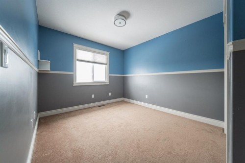 205 Diamondstone Ridge, Fort Mcmurray, AB - Indoor Photo Showing Other Room