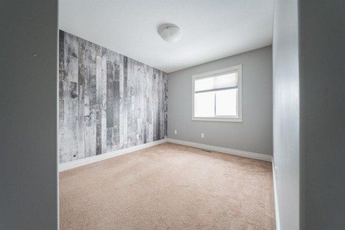 205 Diamondstone Ridge, Fort Mcmurray, AB - Indoor Photo Showing Other Room