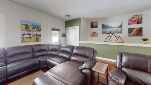 101 68134, Plamondon, AB - Indoor Photo Showing Living Room